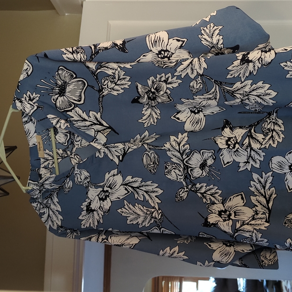 Floral 3/4 length blouse